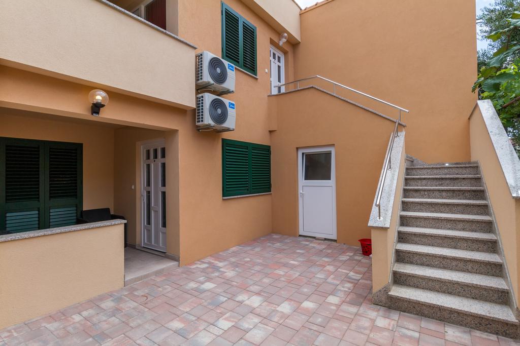 Apartments Villa-Ines Center Водице Екстер'єр фото